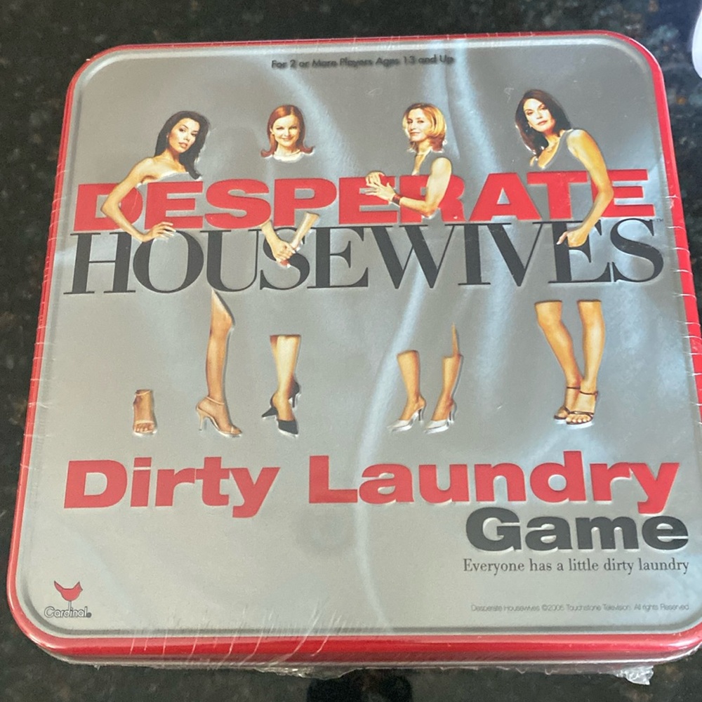 NIP Desperate Housewives Dirty Laundry Game